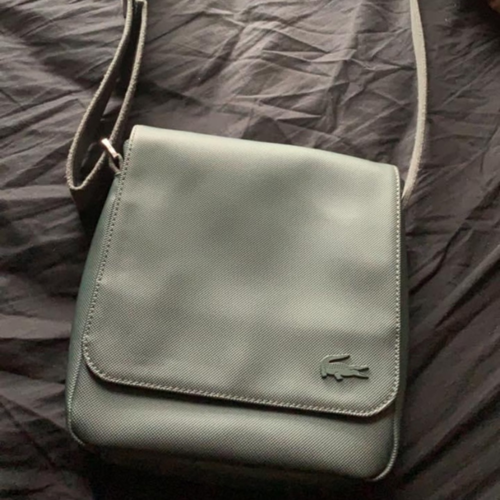 Men’s dark green Lacoste bag
